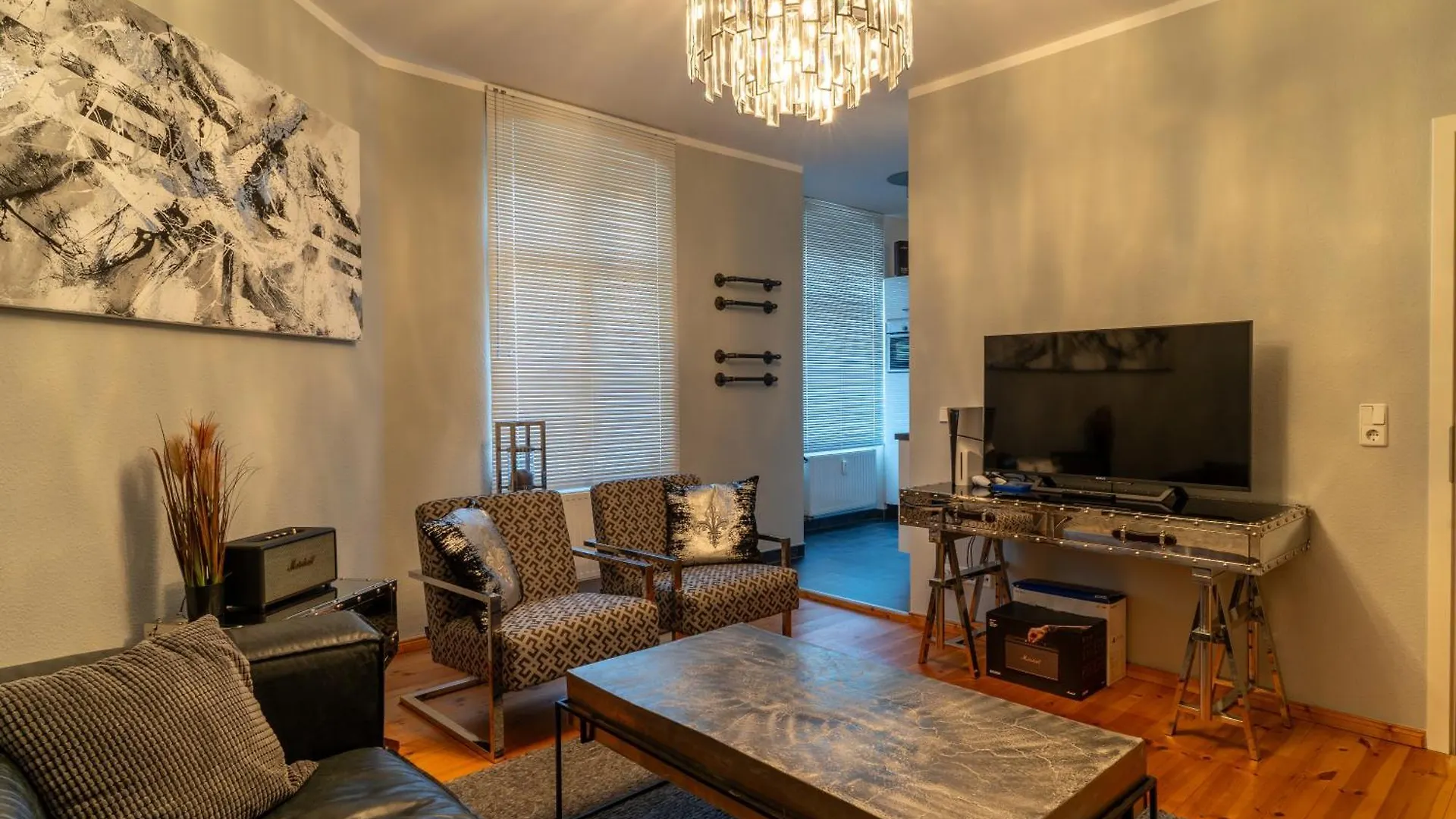 Apartment Bevoflats Altbauwohnung Mit Balkon Prenzlauer Berg Berlin